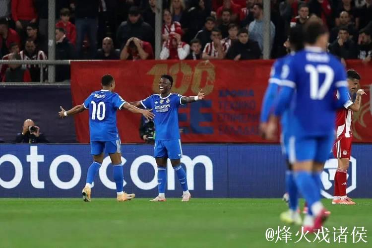 足坛大神！单场大四喜，欧冠9球封王，一夜震撼全场